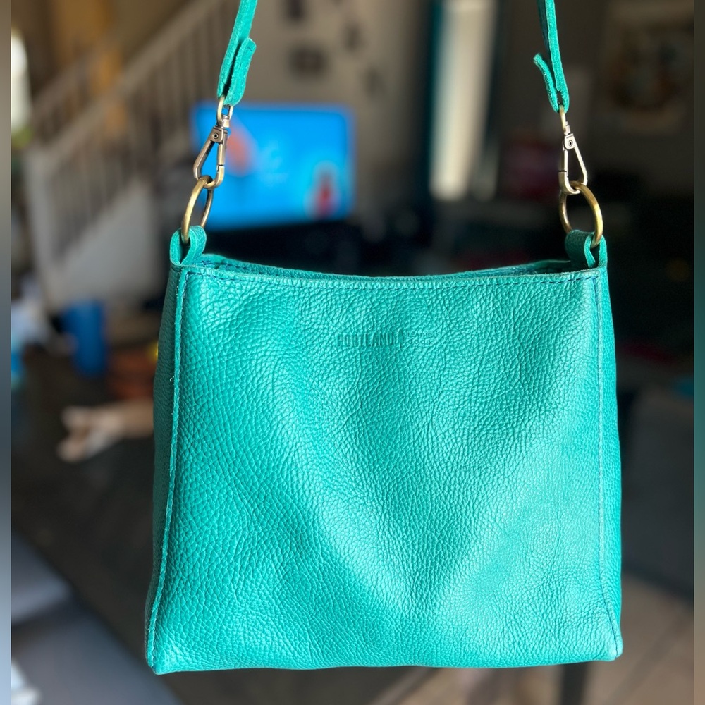 Portland Leather Goods Seafoam Triangle